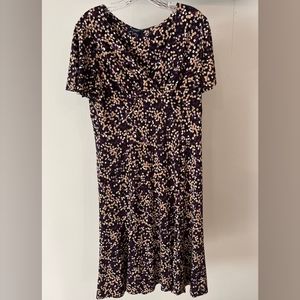 5/$25 ◀️ Chaps Black with Tan & Purple Flower - Size L